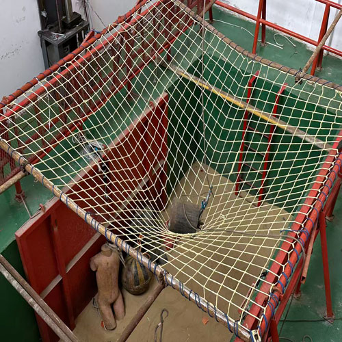 anti-drone rope net